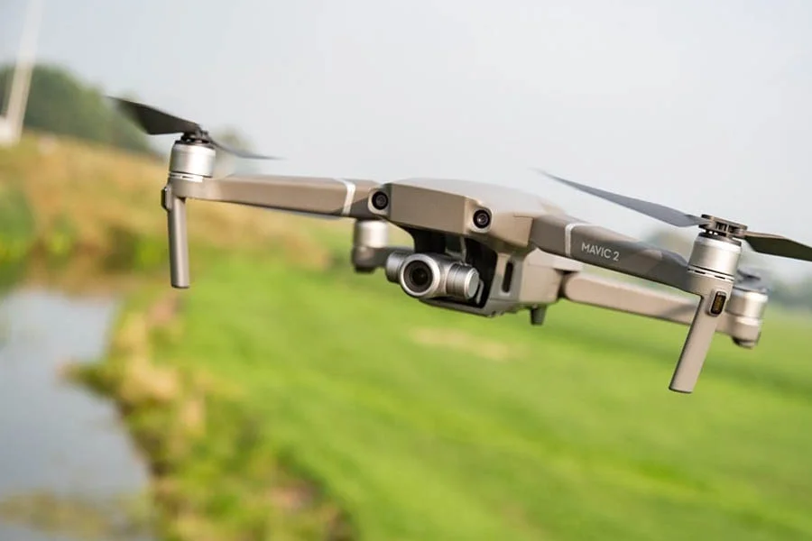 drones with cameras for adults